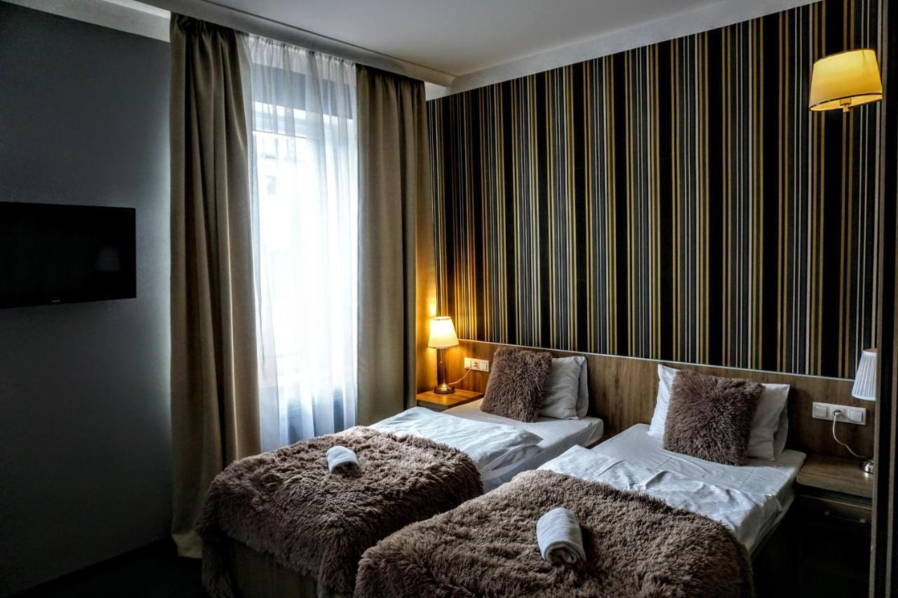 Aviator Hotel Restauracja & Spa Pabianice Exteriér fotografie