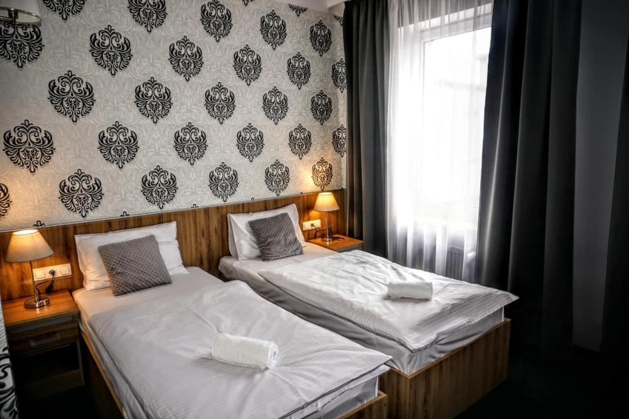 Aviator Hotel Restauracja & Spa Pabianice Exteriér fotografie